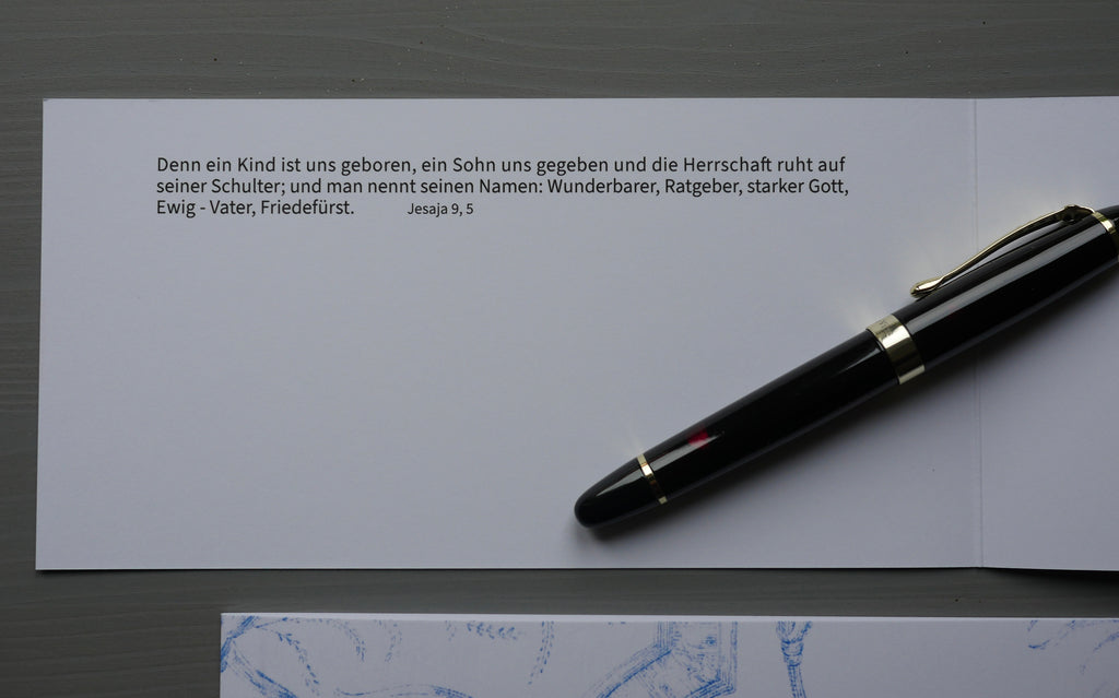 Christliche Weihnachtskarte Jesaja 9,5 – DIN lang Klappkarte mit Umschlag – Kalligrafie im Toile-de-Jouy-Design