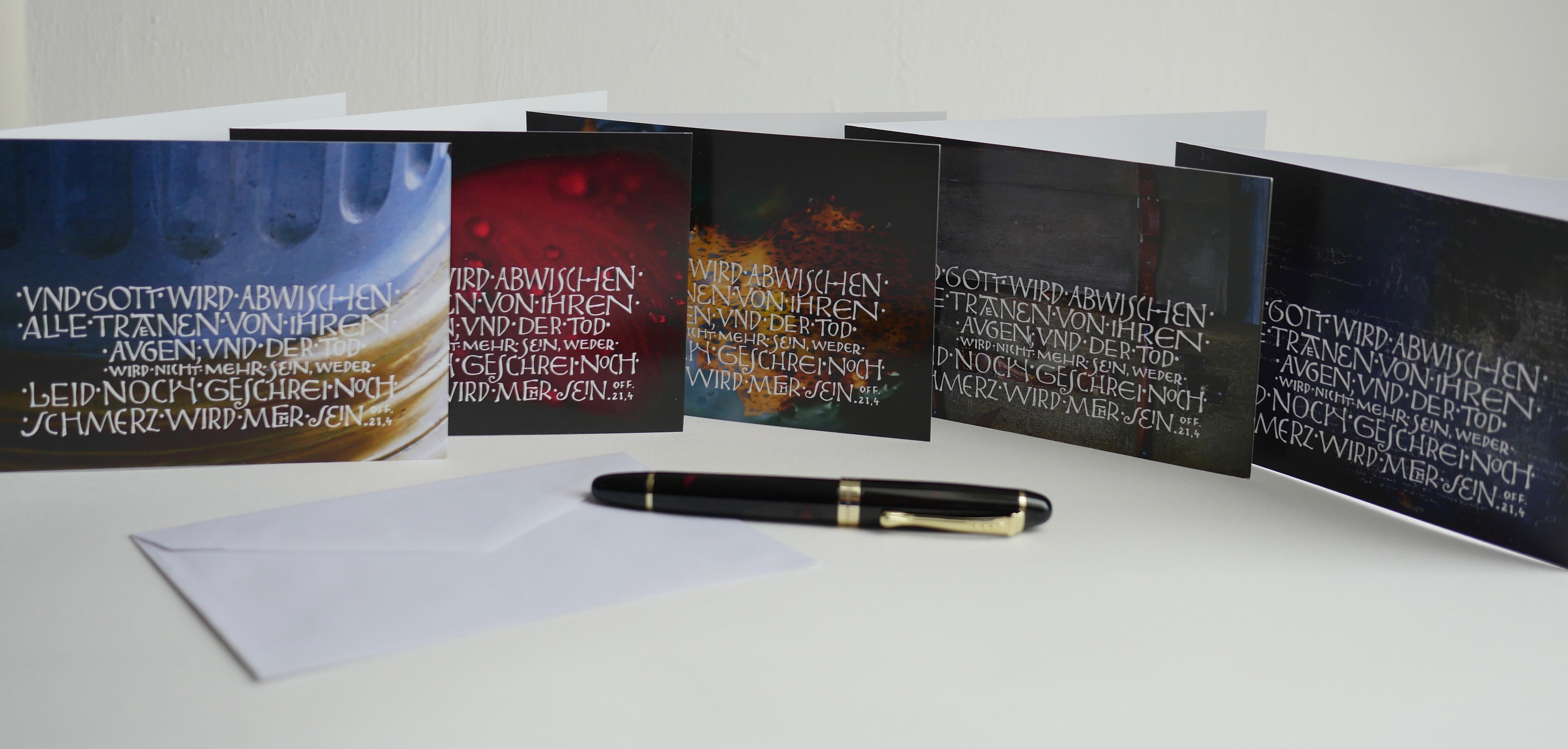 Trauerkarte christlich, 5 Motive, "Und Gott wird abwischen alle Tränen", Off. 21,4 mit Umschlag, Din A6, gedruckt Kalligrafie, Kalligraphie, Bibelspruch