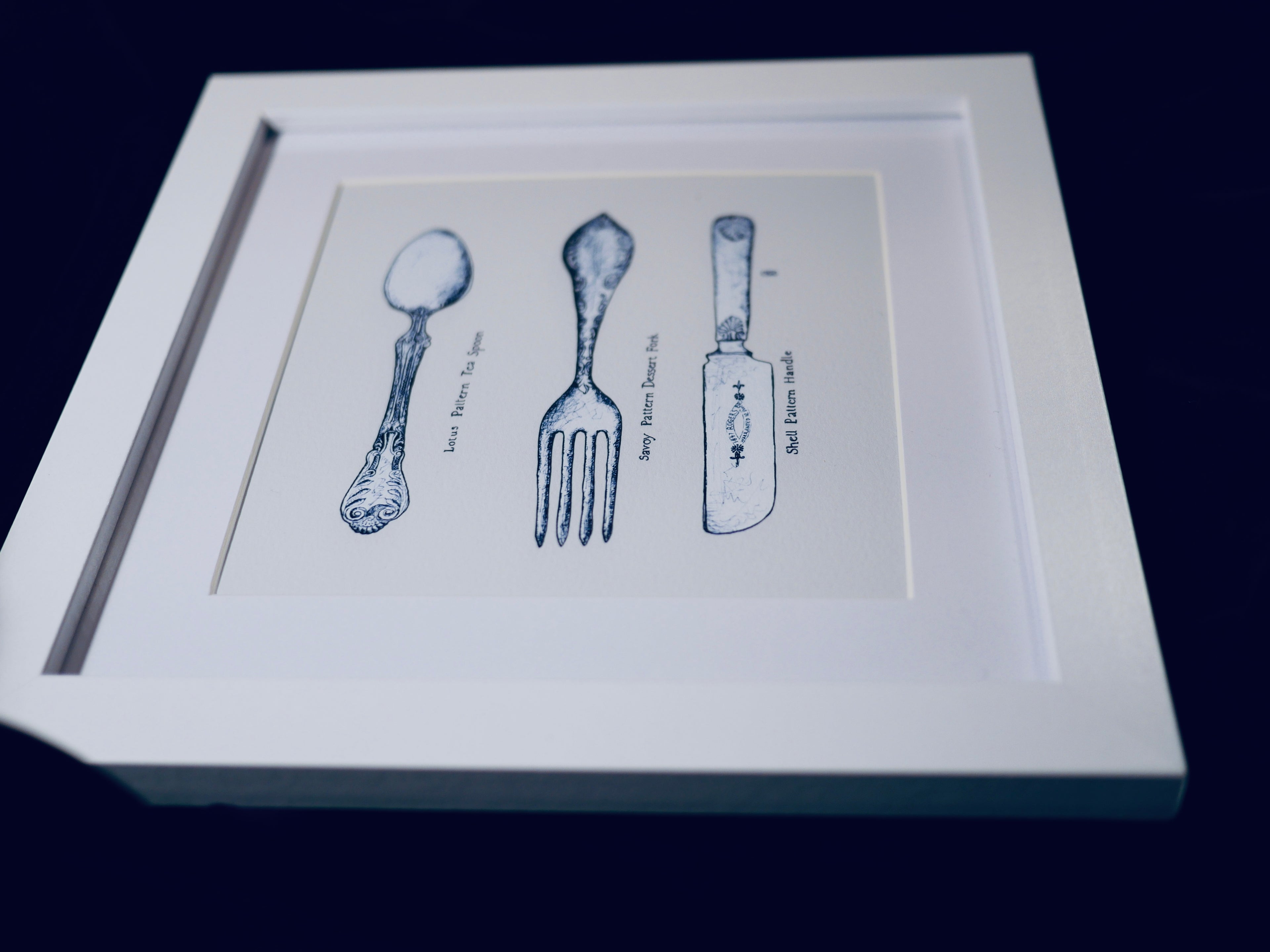 Kleines Küchenbild, Kunstdruck, feine Zeichnung, Besteck Silber Silberwaren, Kalligraphie, 16 x 16 cm, auch mit Rahmen, kleines Geschenk