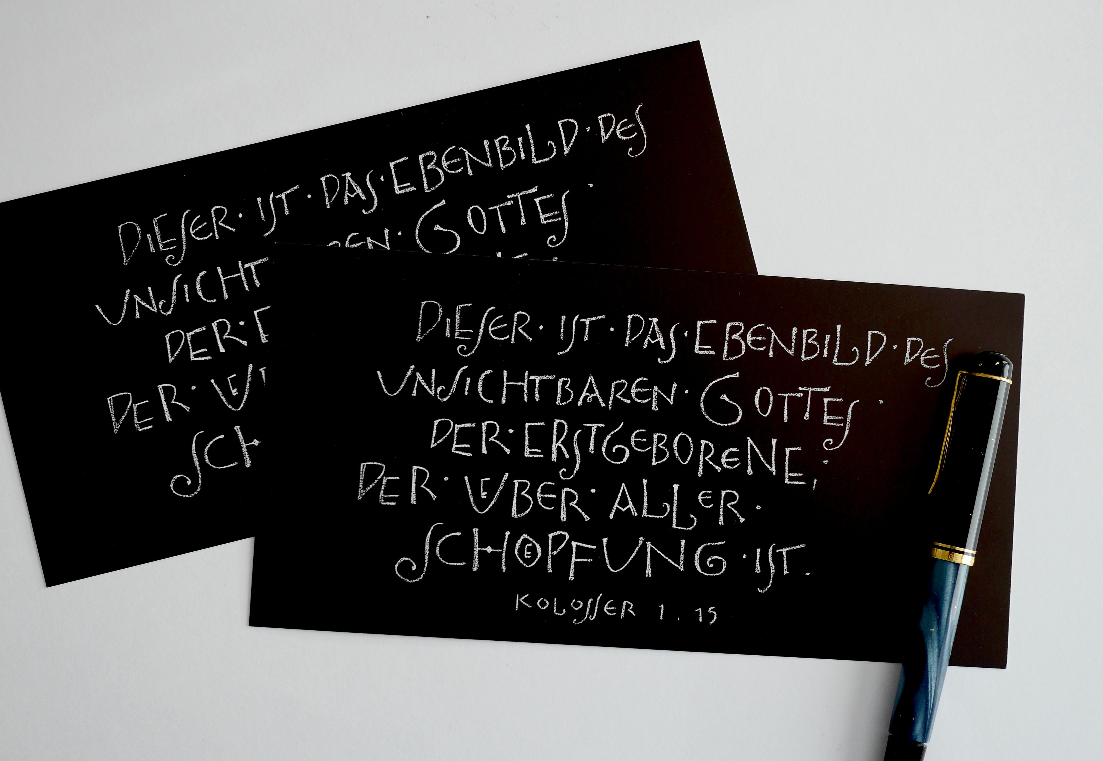 Postkarte christlich, Bibelvers "Dieser ist das Ebenbild …", Kolosser 1,15, gedruckt auf Postkartenkarton, Din lang, Kalligrafie