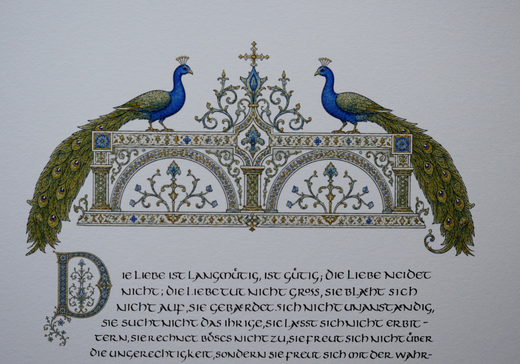 Hohelied der Liebe Wandbild – handvergoldeter Giclée-Druck A3+ mit Pfauen | 1. Korinther 13 |  Blau Grün Gold