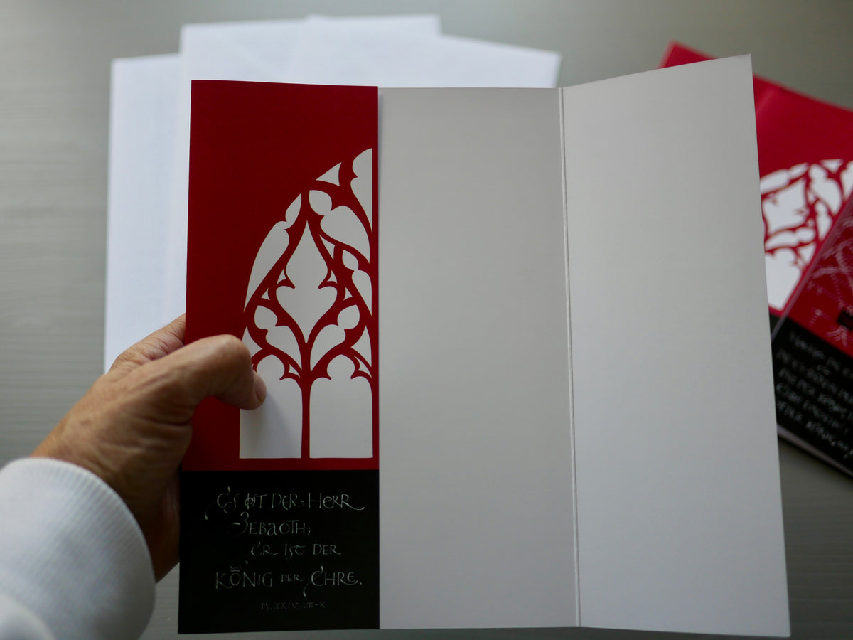 Moderne christliche Weihnachtskarte Psalm 24 – Altarfalz in Rot | Kalligrafie „Machet die Tore weit“ | A4 offen mit edlem Umschlag