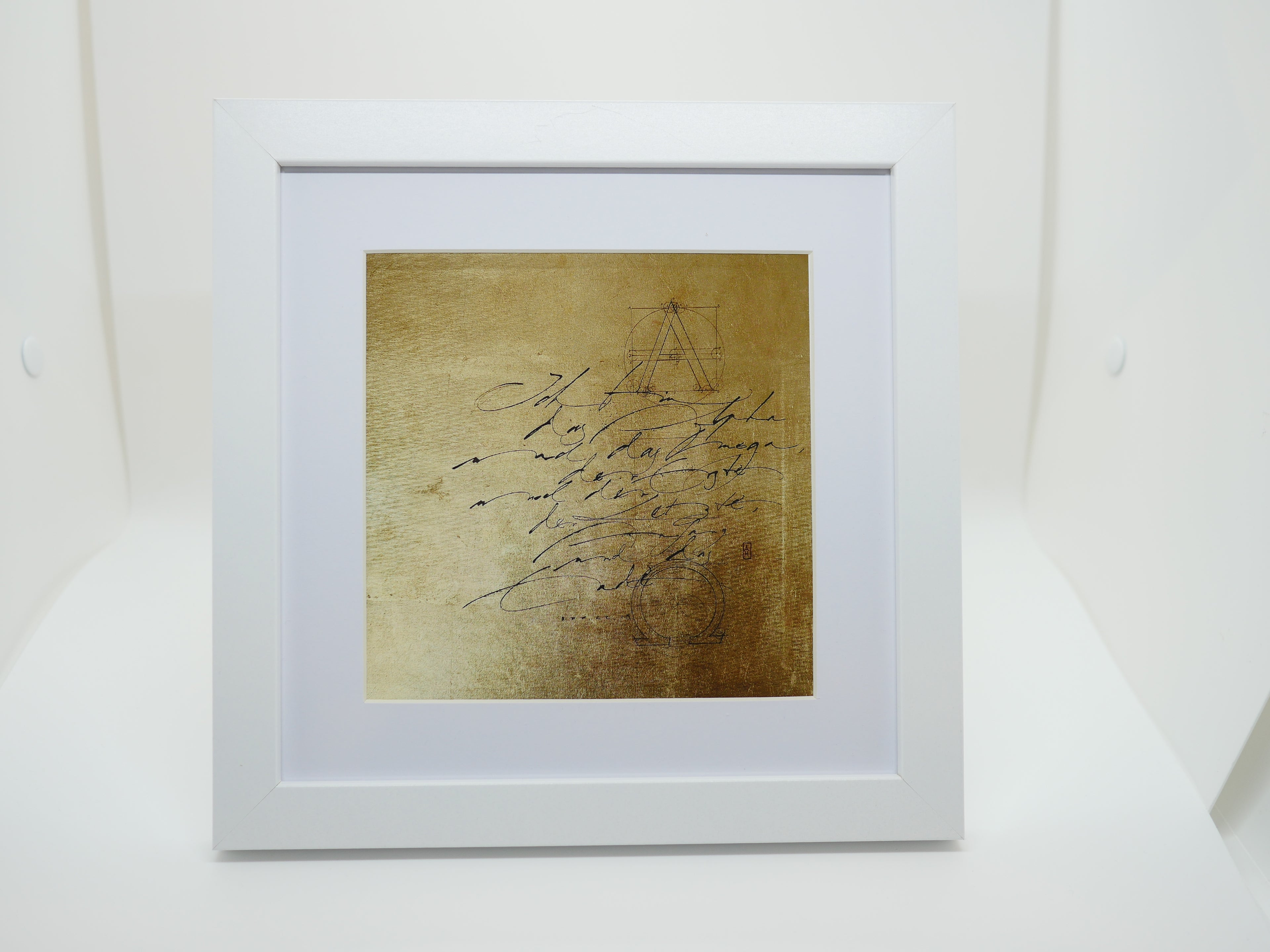 Christliche Wandbilder, 16x16cm, Alpha und Omega, Gold, Fine Art Print, Kalligrafie, Offenbarung 22, Bibelvers, Bibelkunst, auch mit Rahmen